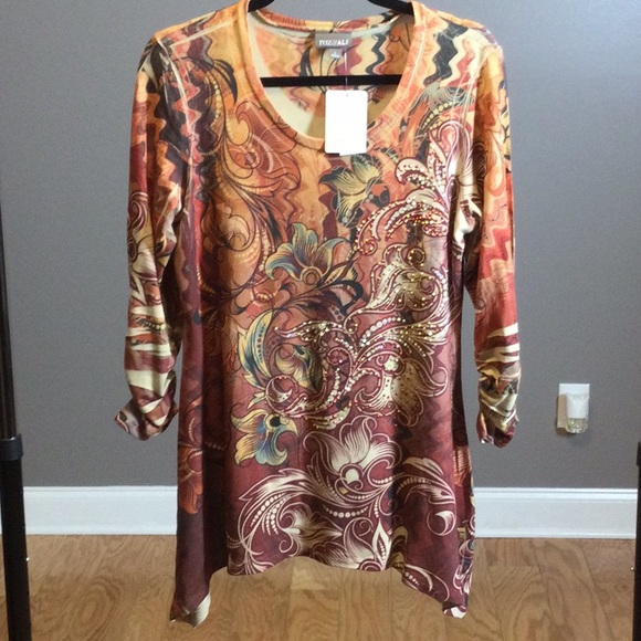 Roz & Ali Tops - NWT L Roz & Ali Multicolor Floral-Print Long Sleeve Sharkbite Tunic - Rust